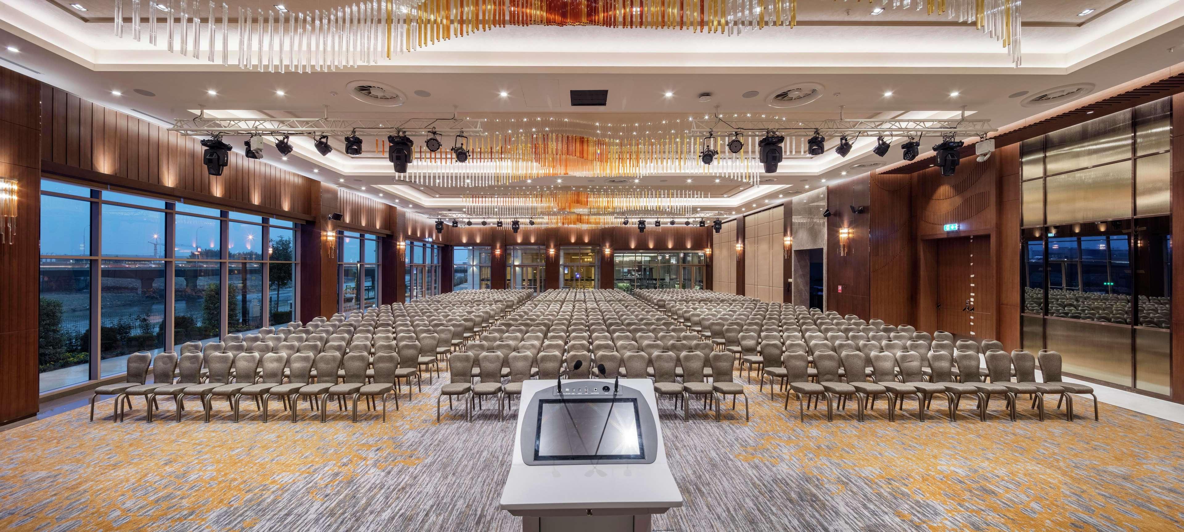Готель Doubletree By Hilton Скоп'є Екстер'єр фото The Grand Ballroom