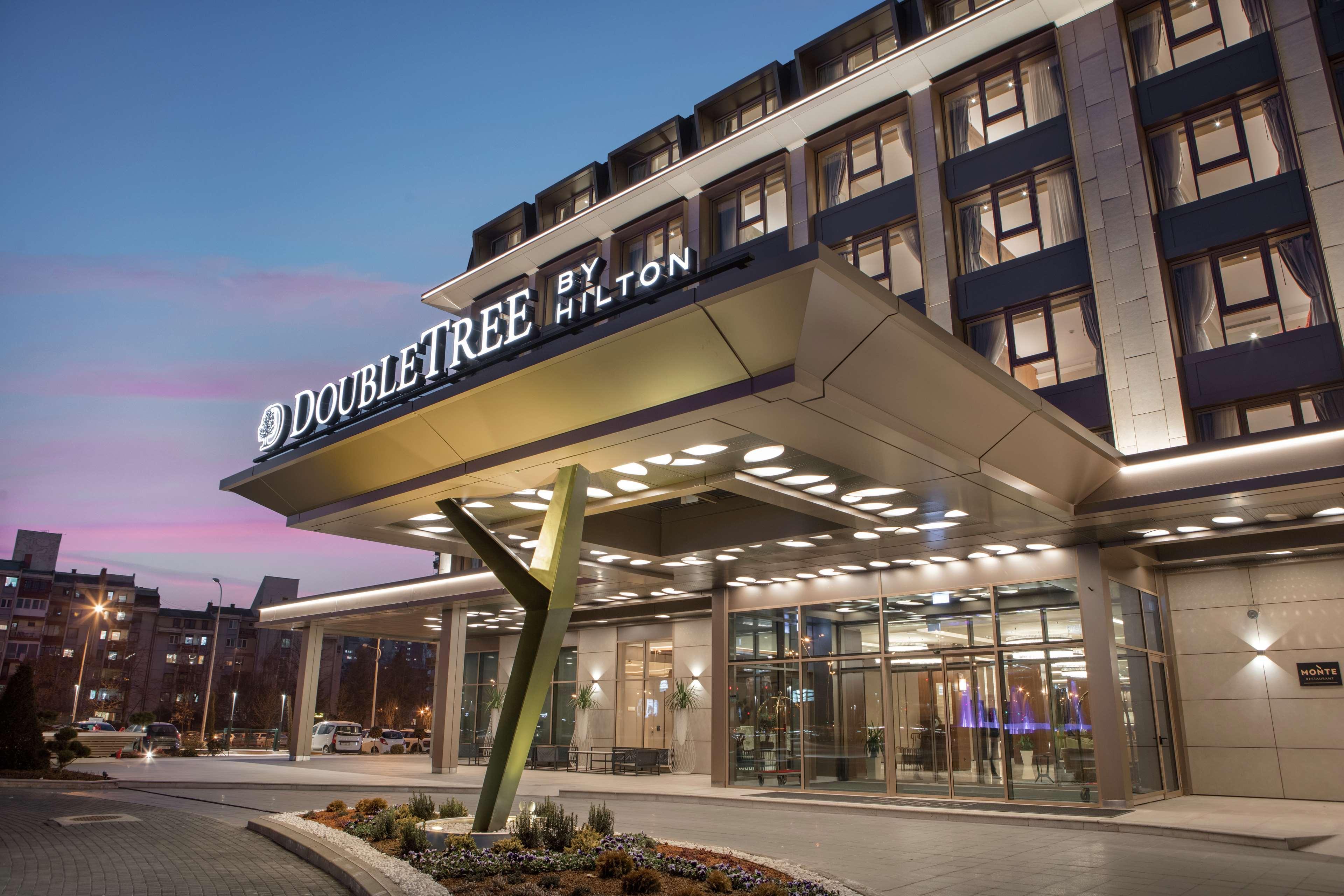 Готель Doubletree By Hilton Скоп'є Екстер'єр фото DoubleTree by Hilton Moscow Isetan
